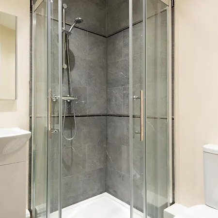 펜션 2 Bed In Penrith Oc-sz271 뱀턴